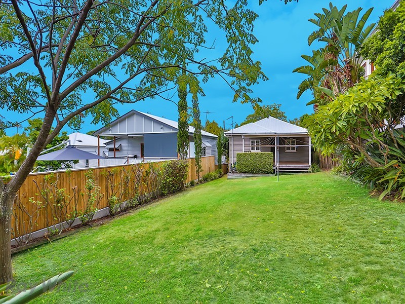 24 Brook Street, Windsor QLD 4030
