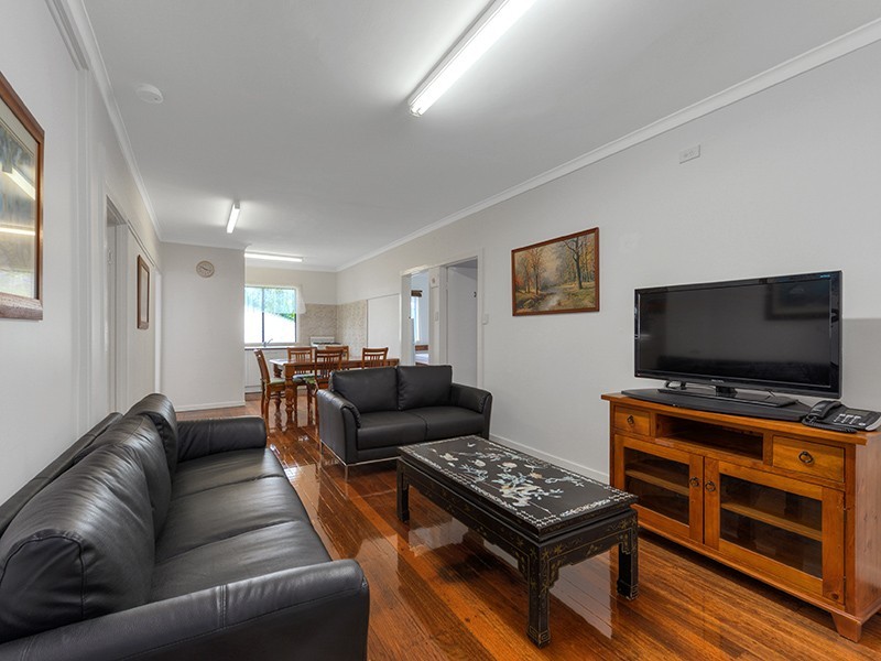 Room 5, 1/11 Moy Street, Kelvin Grove QLD 4059