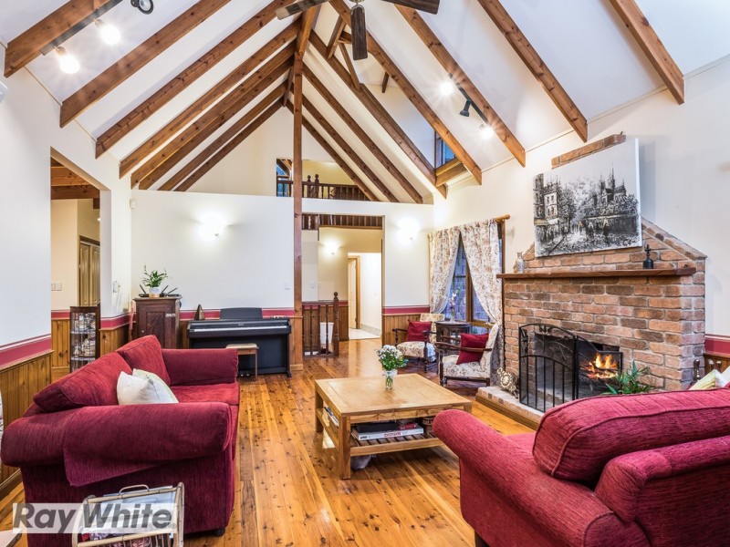 3 Skyline Court, Draper QLD 4520