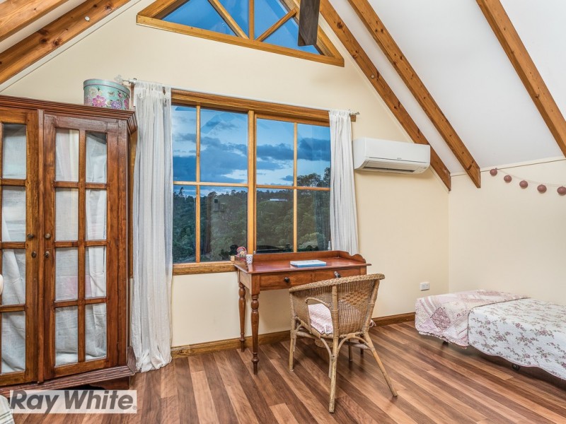 3 Skyline Court, Draper QLD 4520