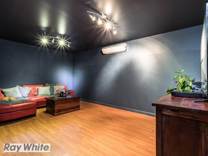 3 Skyline Court, Draper QLD 4520