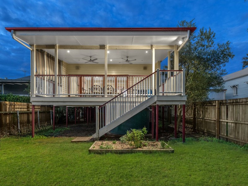 28 Grove Street, Albion QLD 4010