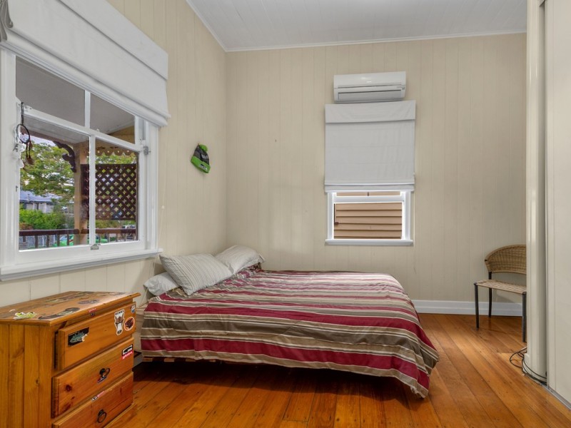 28 Grove Street, Albion QLD 4010