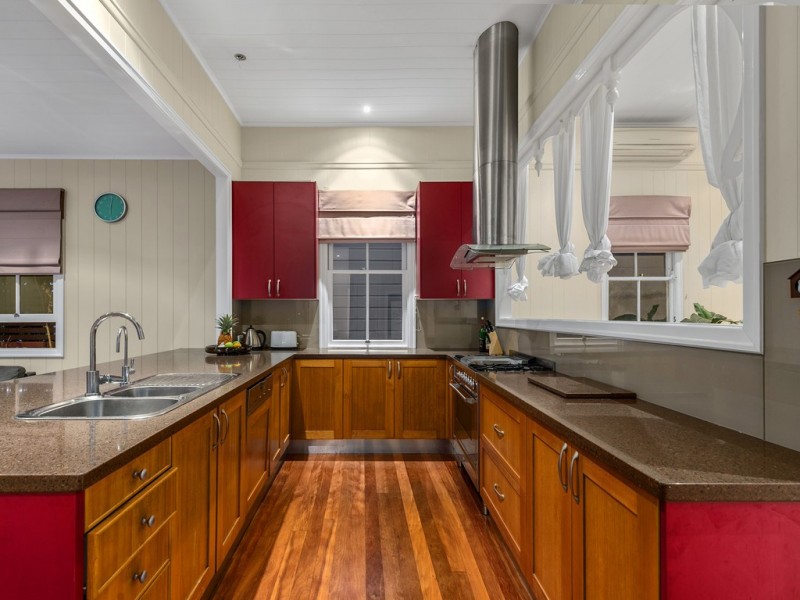 28 Grove Street, Albion QLD 4010