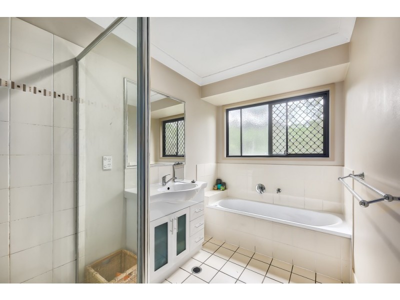 35 Andrew Walker Drive, Goodna QLD 4300