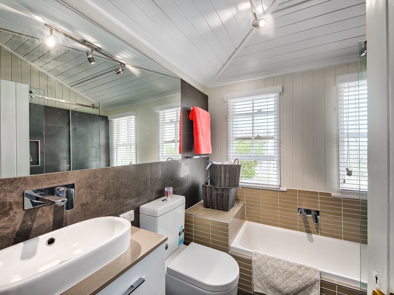 69 Richmond Street, Gordon Park QLD 4031