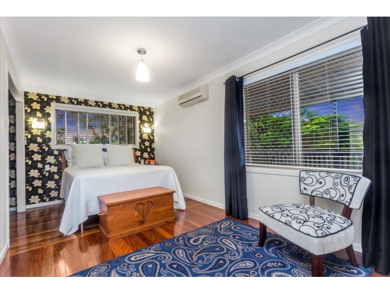 20 Heilbromm Street, Stafford Heights QLD 4053