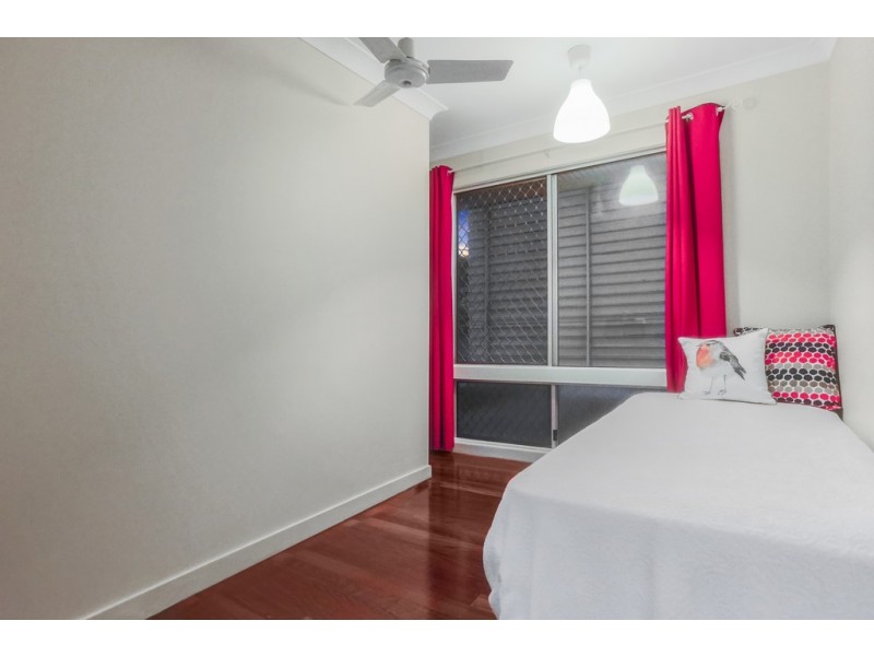 20 Heilbromm Street, Stafford Heights QLD 4053