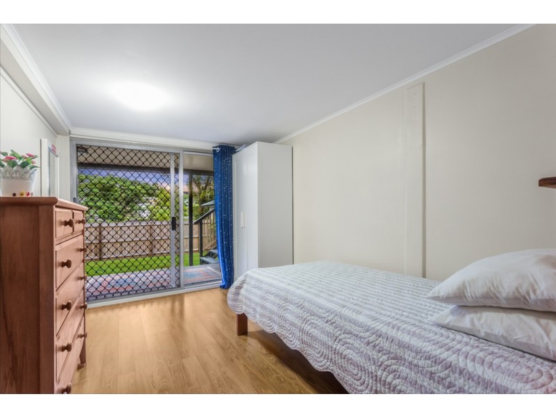 20 Heilbromm Street, Stafford Heights QLD 4053