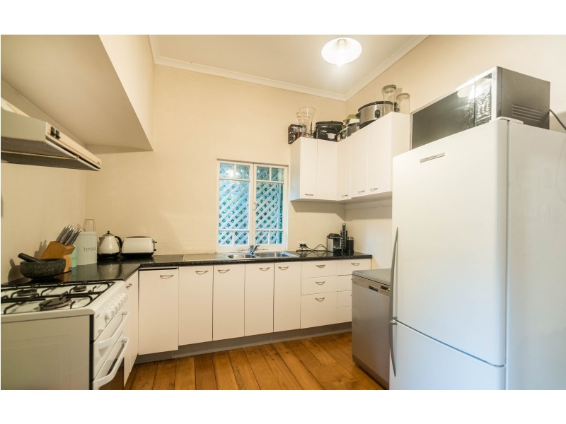 44 Bale Street, Albion QLD 4010