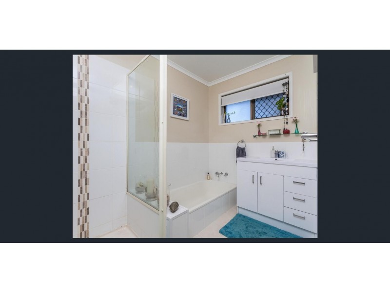 4 Cayley Street, Everton Park QLD 4053