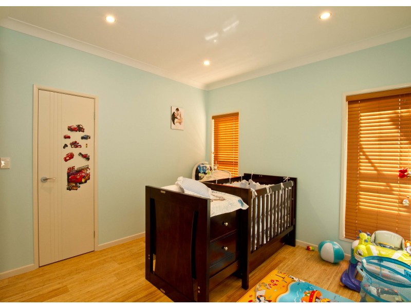 3 Merino Close, Ferny Hills QLD 4055