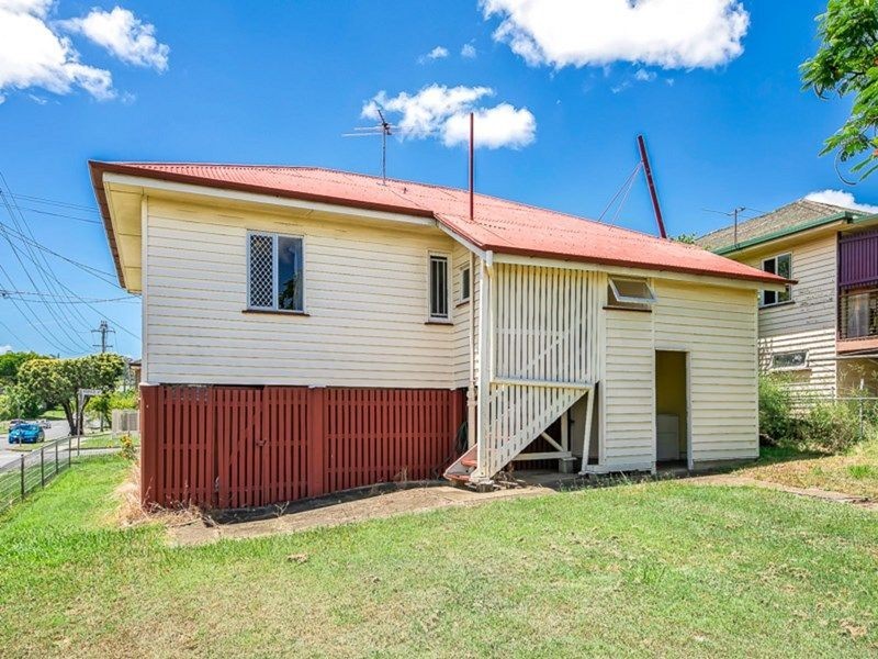 56 Harold Street, Stafford QLD 4053