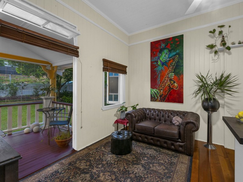64 The Drive, Bardon QLD 4065