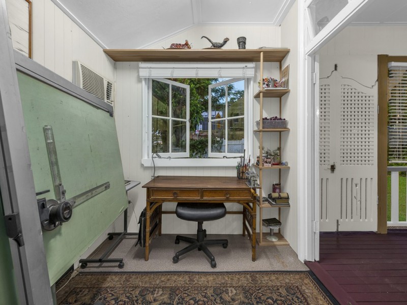 64 The Drive, Bardon QLD 4065
