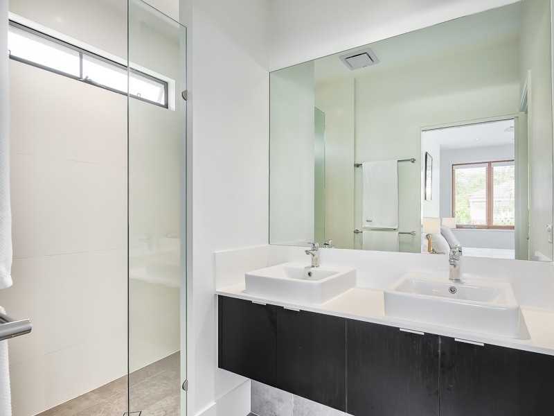 27 Miller Street, Chermside QLD 4032