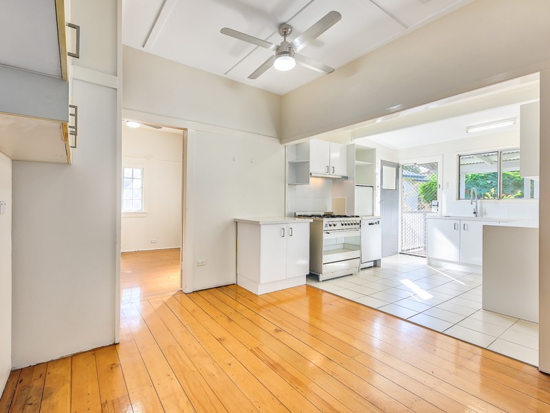 14 Carroll Crescent, Grange QLD 4051