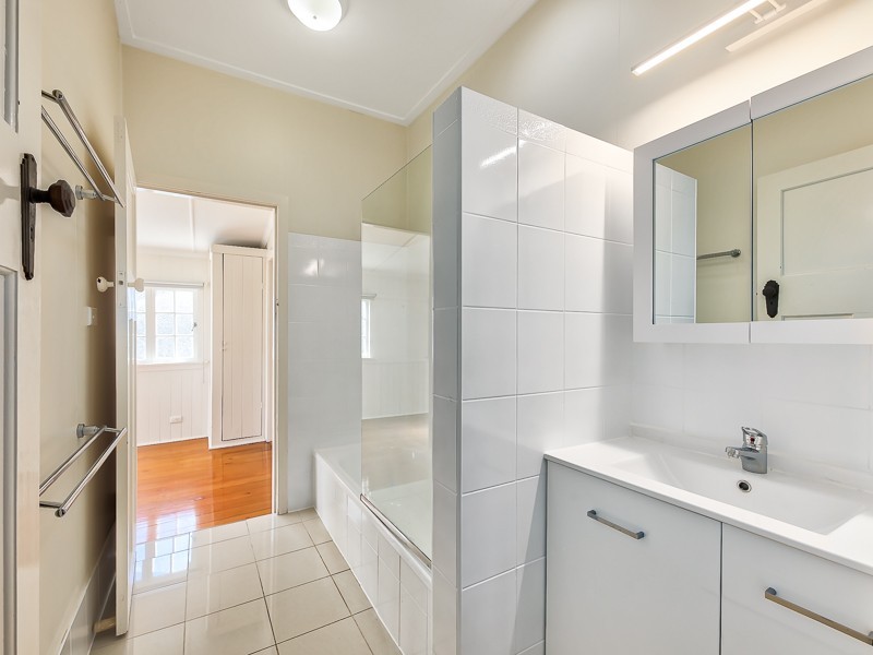 14 Carroll Crescent, Grange QLD 4051