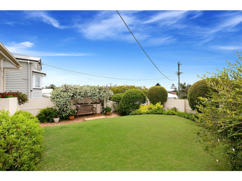 40 Southerden Avenue, Grange QLD 4051