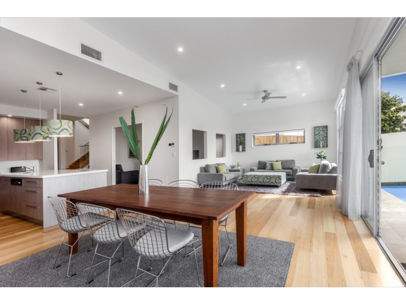 31 Ferguson Road, Wavell Heights QLD 4012