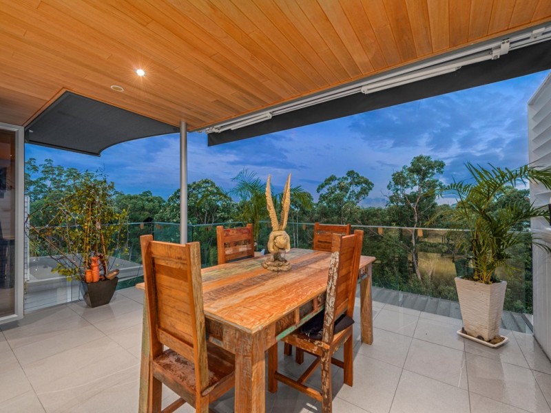 106 Stuartholme Road, Bardon QLD 4065