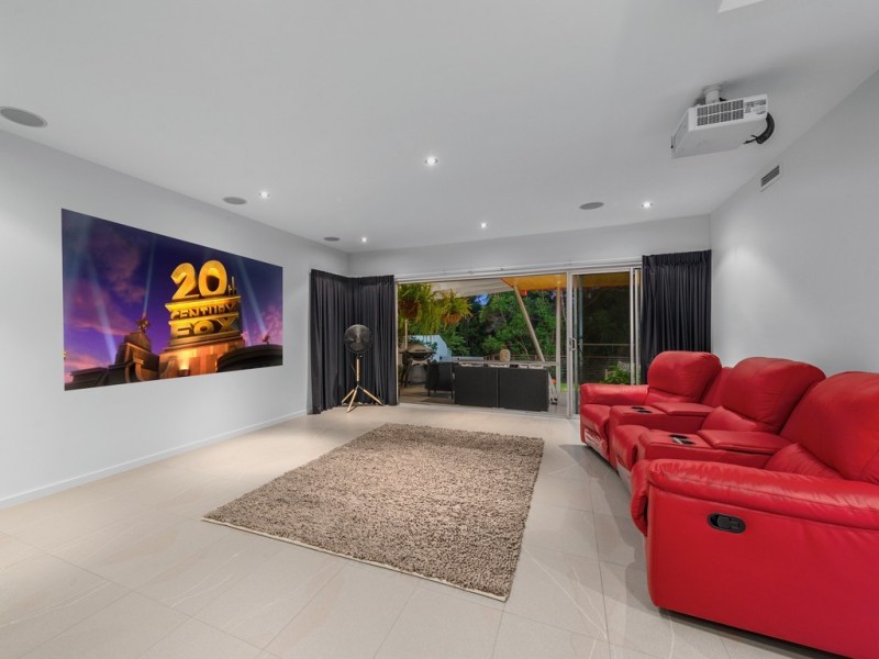 106 Stuartholme Road, Bardon QLD 4065