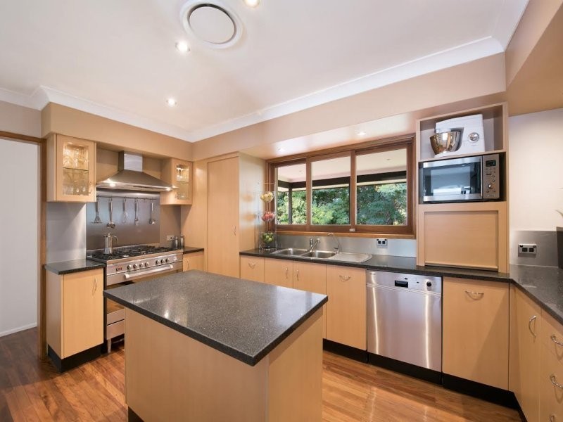 6 Lovedale Street, Wilston QLD 4051