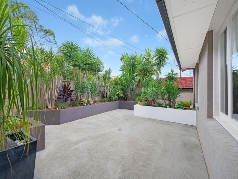 6 Lovedale Street, Wilston QLD 4051