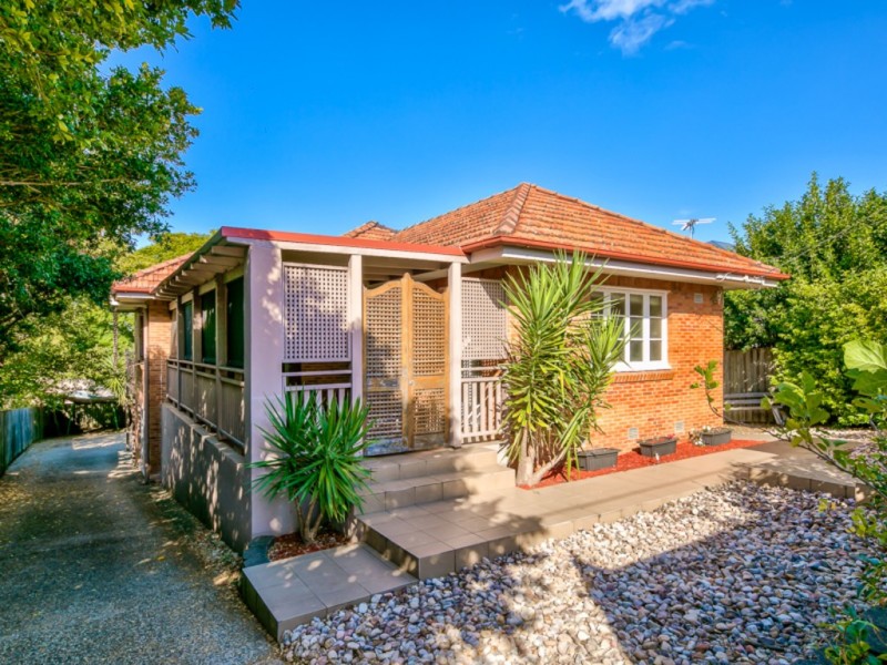 14 Tathra Street, Stafford QLD 4053