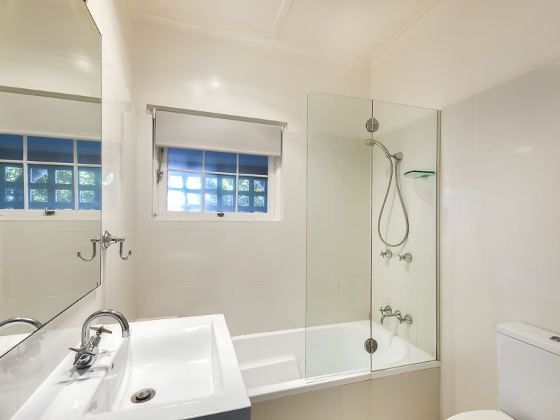 14 Tathra Street, Stafford QLD 4053