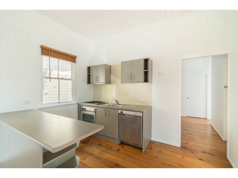 6 Hawdon Street, Wilston QLD 4051