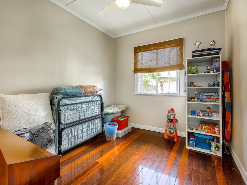 15 Doulein Street, Wavell Heights QLD 4012