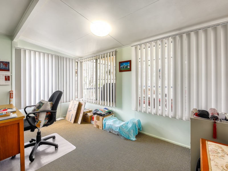 15 Doulein Street, Wavell Heights QLD 4012