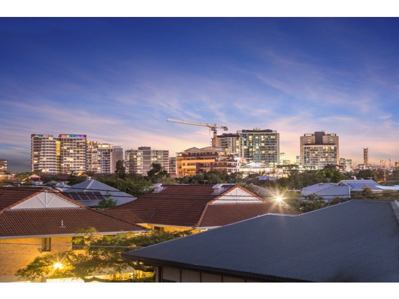 3/24 Windsor Street, Hamilton QLD 4007