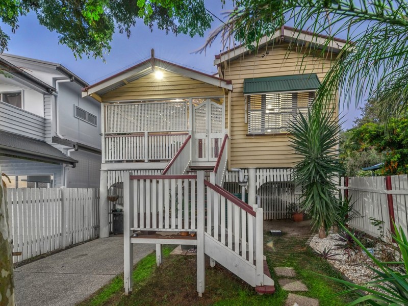 39 Emerald Street, Kedron QLD 4031