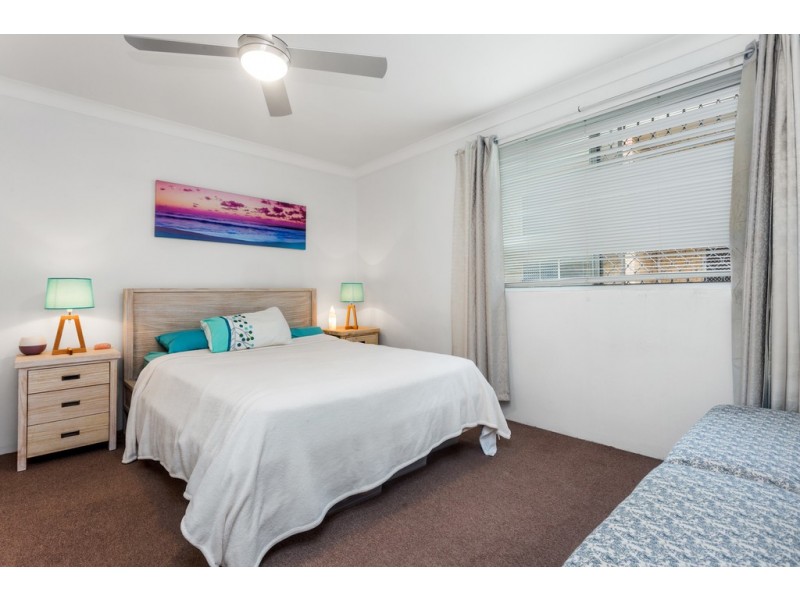 2/49 Groom Street, Gordon Park QLD 4031