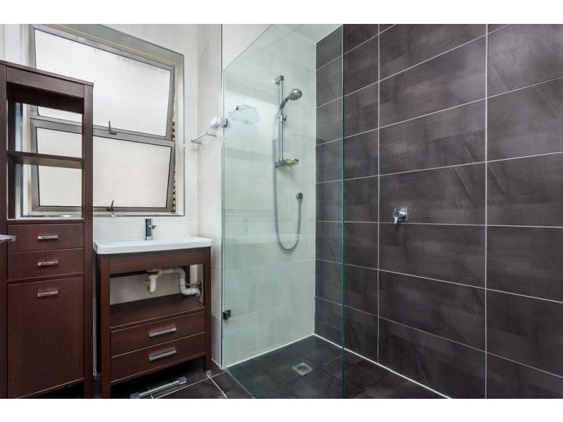 2/49 Groom Street, Gordon Park QLD 4031