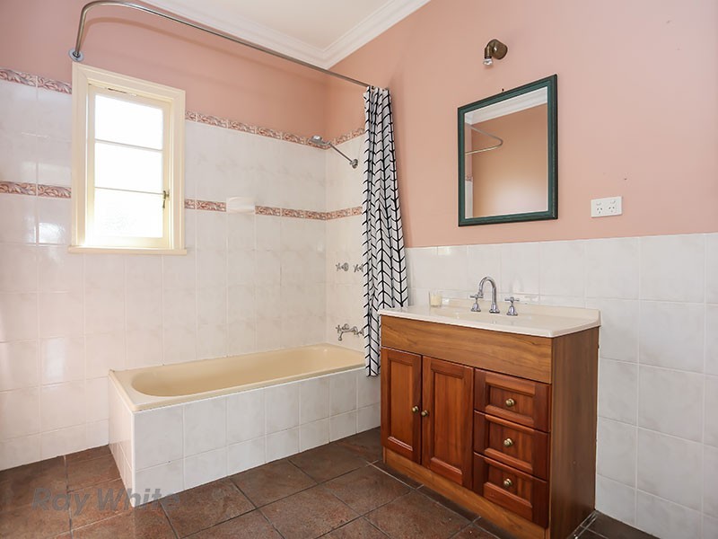 25 Buddina Street, Stafford QLD 4053