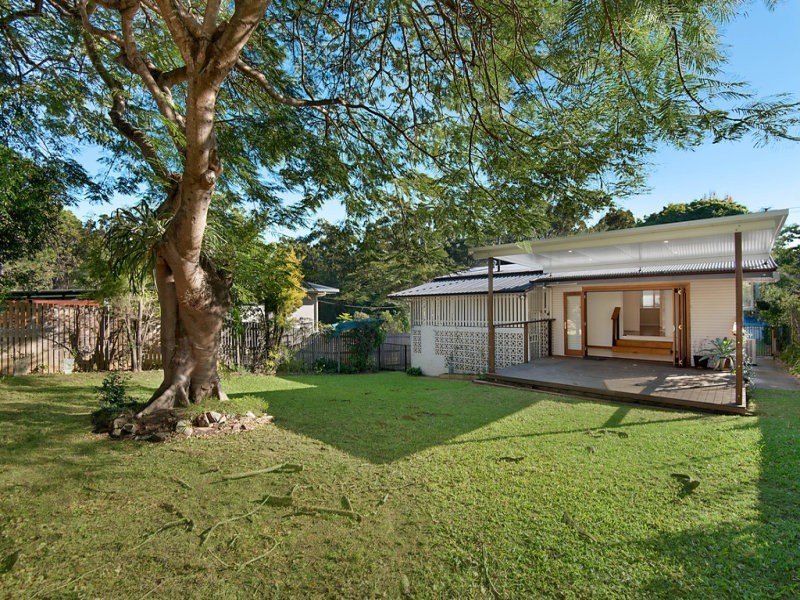 14 Aldwych Street, Stafford Heights QLD 4053