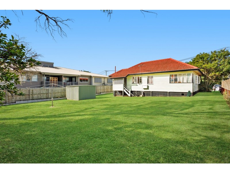 10 Balal Street, Stafford QLD 4053