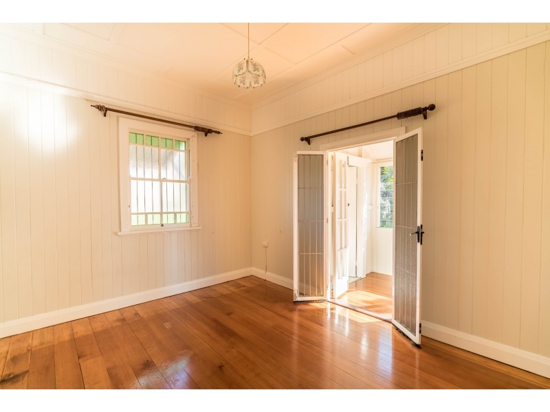 15 Hooker Street, Windsor QLD 4030