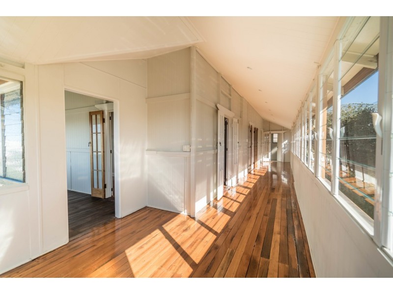 15 Hooker Street, Windsor QLD 4030