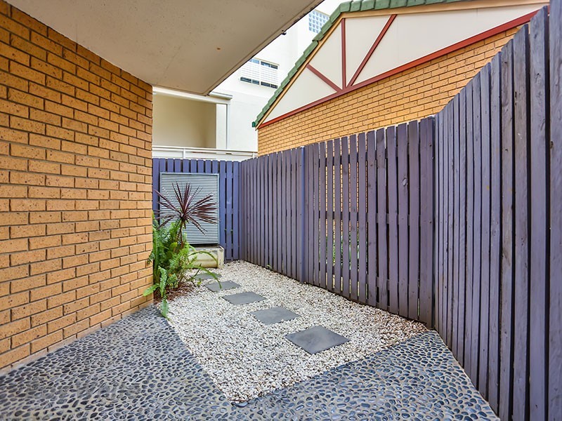 2/60 Lamington Avenue, Lutwyche QLD 4030