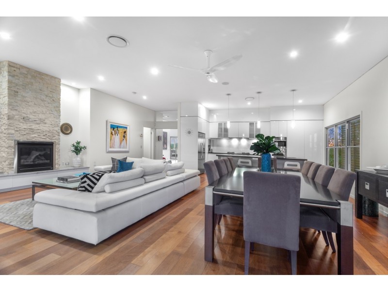 91 Lansdowne Street, Newmarket QLD 4051