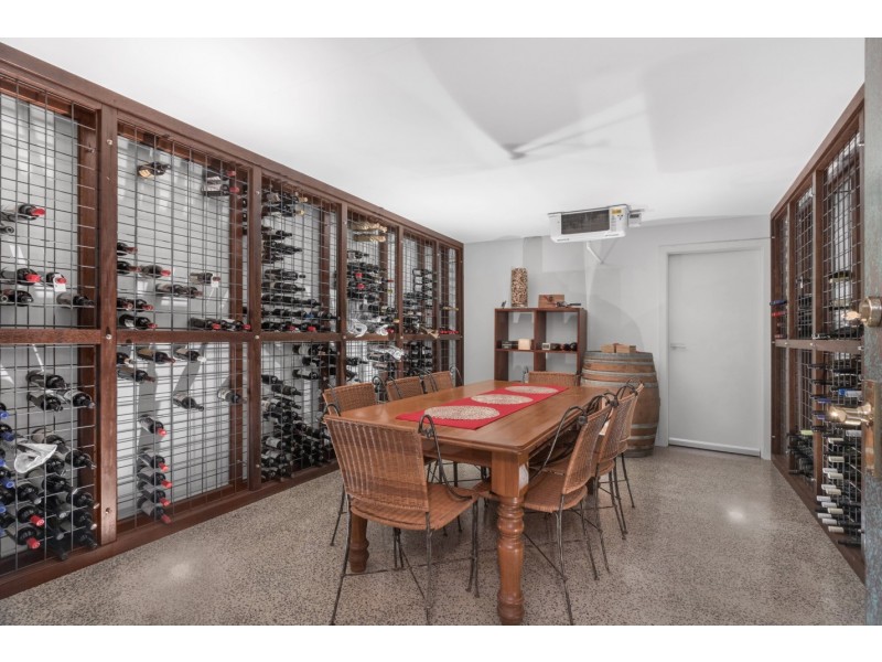 91 Lansdowne Street, Newmarket QLD 4051