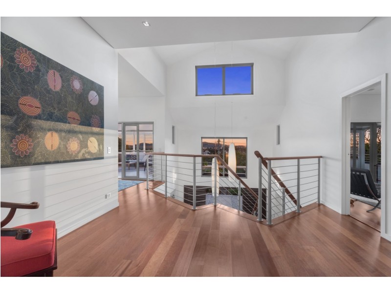 91 Lansdowne Street, Newmarket QLD 4051