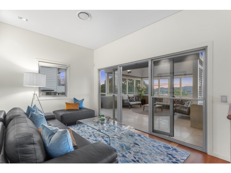 91 Lansdowne Street, Newmarket QLD 4051