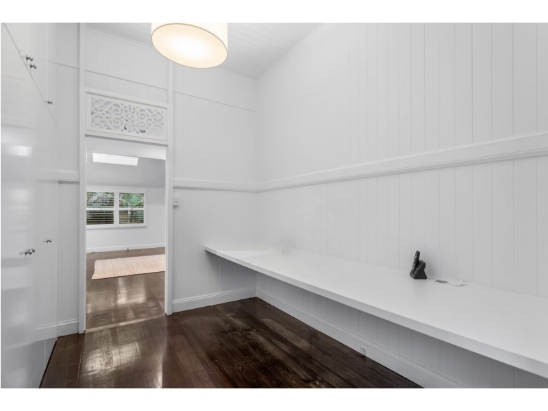 27 Farrington Street, Alderley QLD 4051