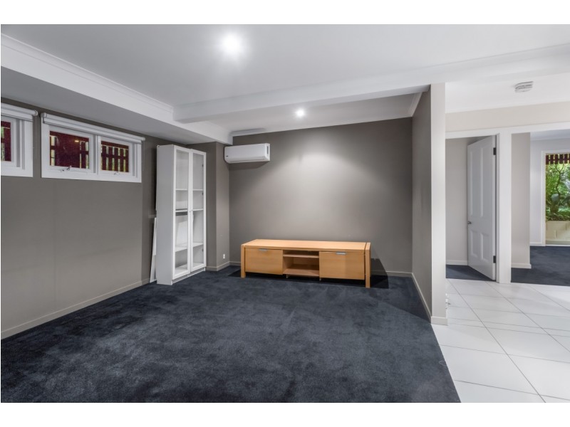 27 Farrington Street, Alderley QLD 4051