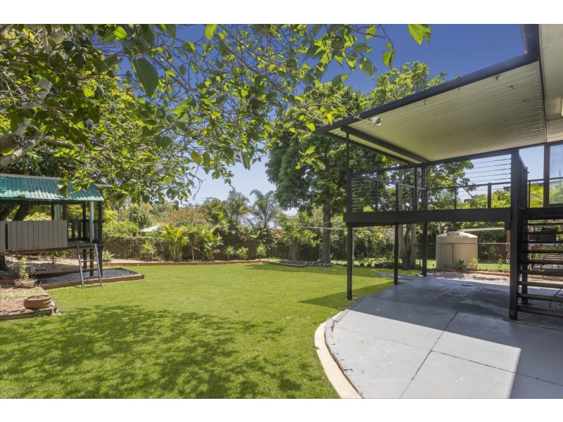 26 Heilbromm Street, Stafford Heights QLD 4053